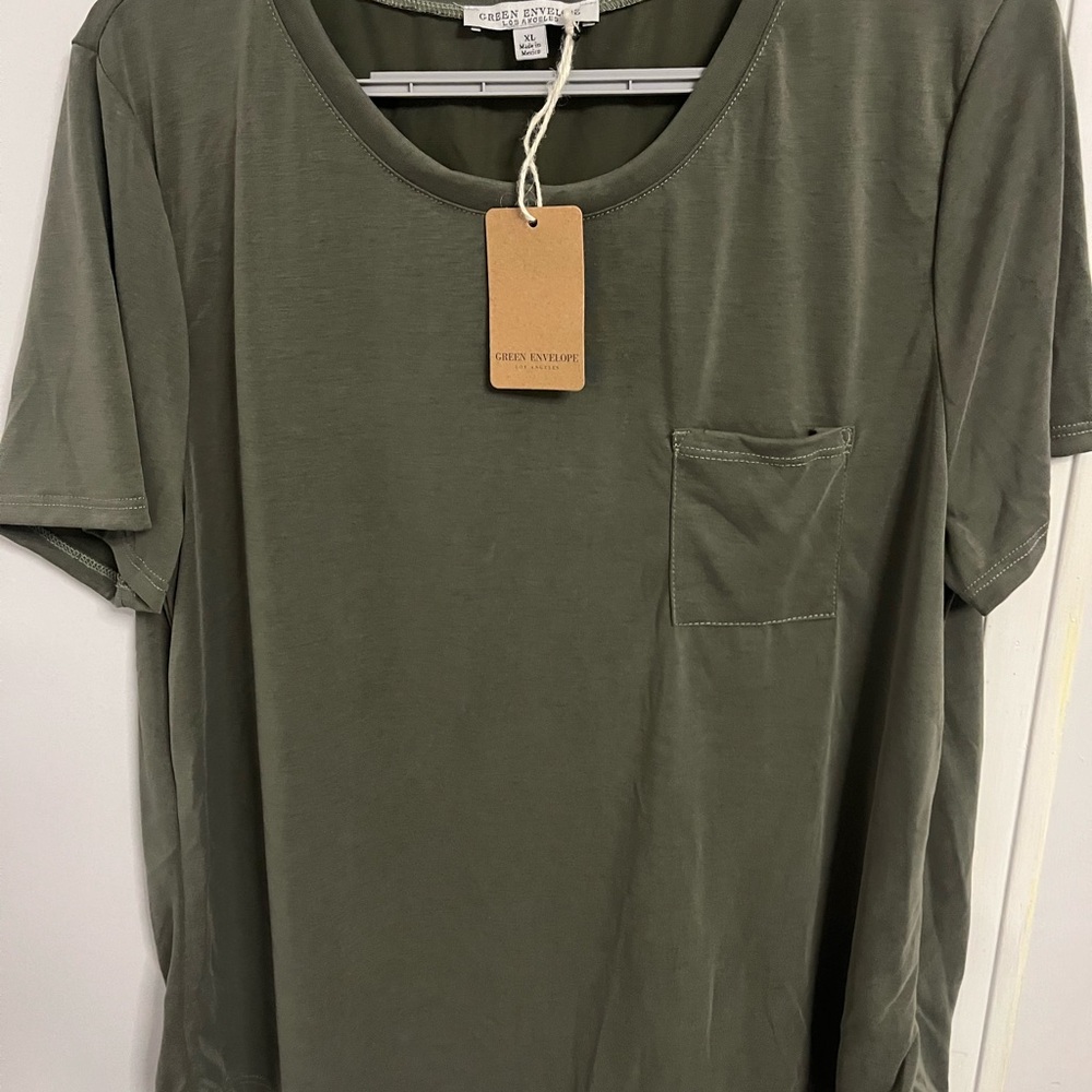 Olive Green Pocket Tee Womens XL NWT Minimal Basic Soft Casual Top